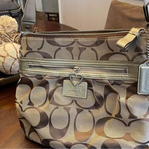 Coach crossbody. Gently used but in great shape!